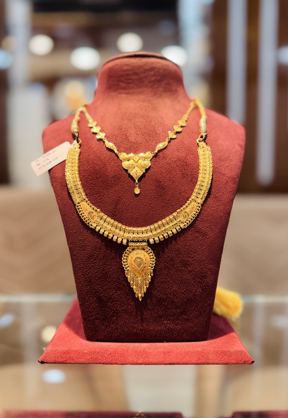 Gold jewellery